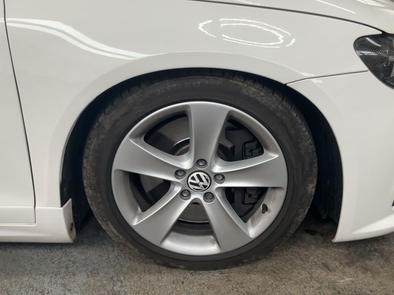 Volkswagen Scirocco 2.0 TSI R 2012 – снимка 11