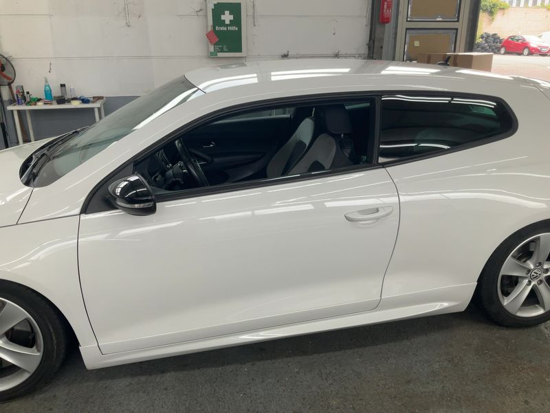 Volkswagen Scirocco 2.0 TSI R — zdjęcie 4