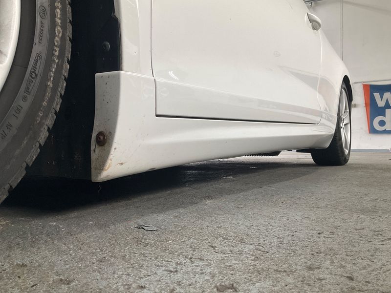 Volkswagen Scirocco 2.0 TSI R 2012 – снимка 24