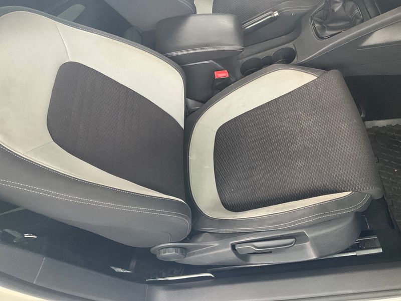 Volkswagen Scirocco 2.0 TSI R 2012 – снимка 31
