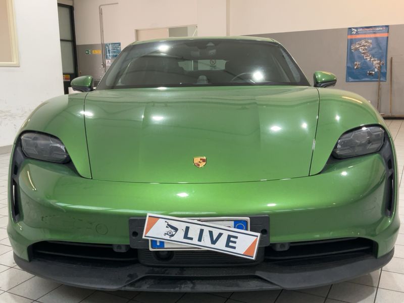 Porsche Taycan 4S — zdjęcie 9