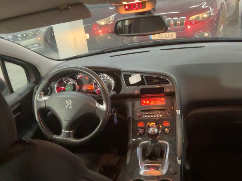 Peugeot 3008 1.6 Blue-HDi Style — zdjęcie 12