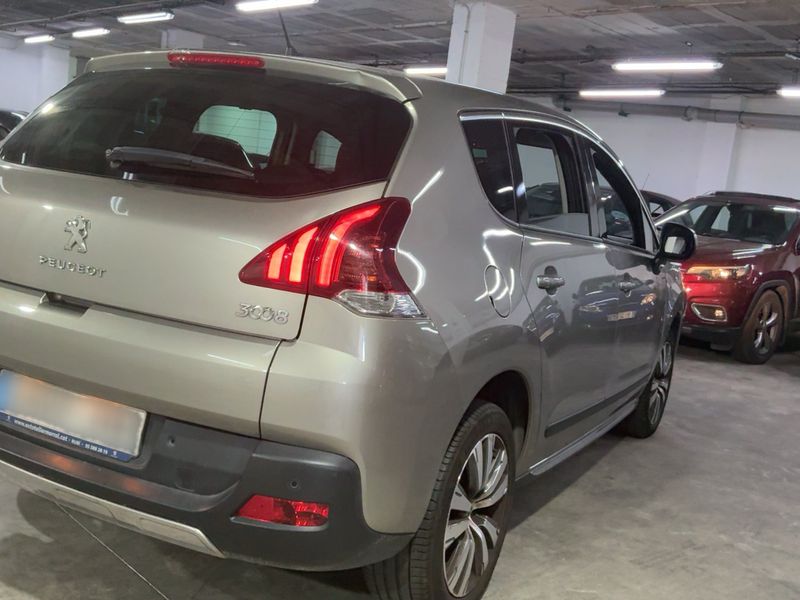 Peugeot 3008 1.6 Blue-HDi Style — zdjęcie 6