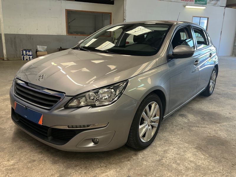 Peugeot 308 1.6 HDi Business Pack