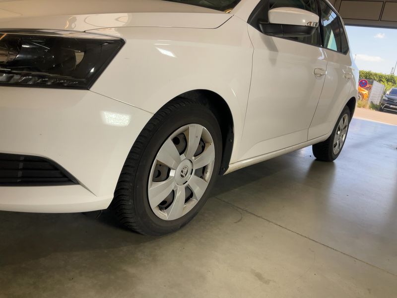 Skoda Fabia 1.0 TSI Ambition — zdjęcie 2