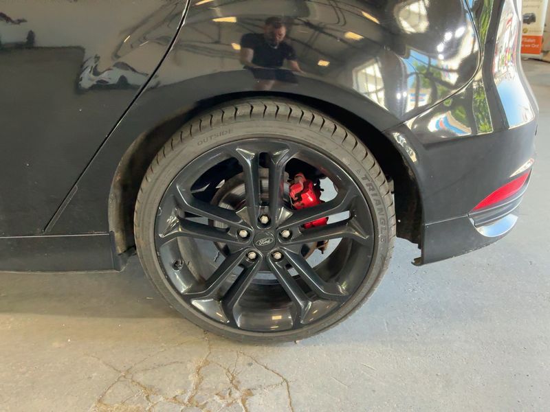 Ford Focus 2.0 EcoBoost ST 2018 – снимка 5