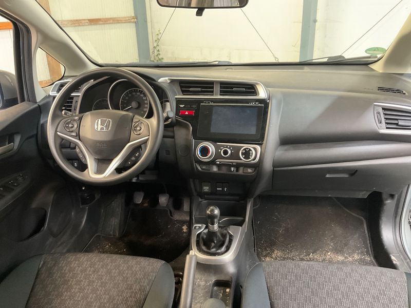 Honda Jazz 1.3 i-VTEC Comfort — zdjęcie 12