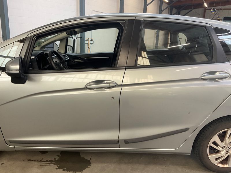 Honda Jazz 1.3 i-VTEC Comfort — zdjęcie 4