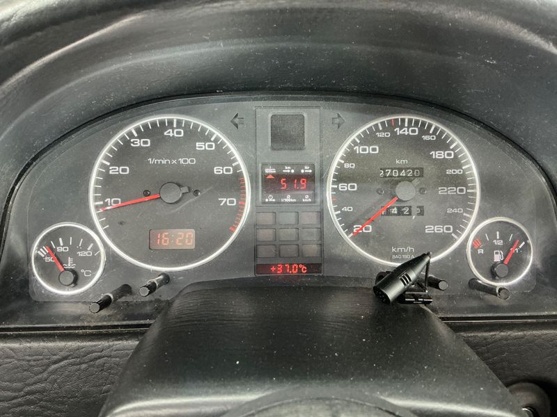 Audi Cabriolet 2.3 1992 – снимка 4