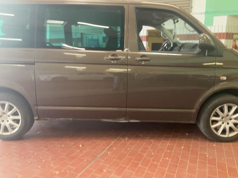 Volkswagen T5 Multivan 2.0 TDI Comfortline 4Motion — zdjęcie 7