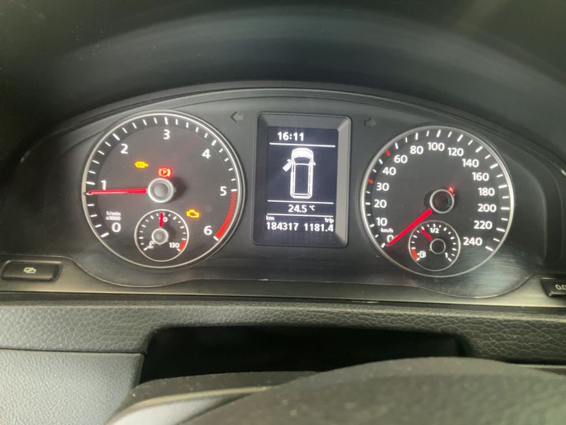 Volkswagen T5 Multivan 2.0 TDI Comfortline 4Motion — zdjęcie 13