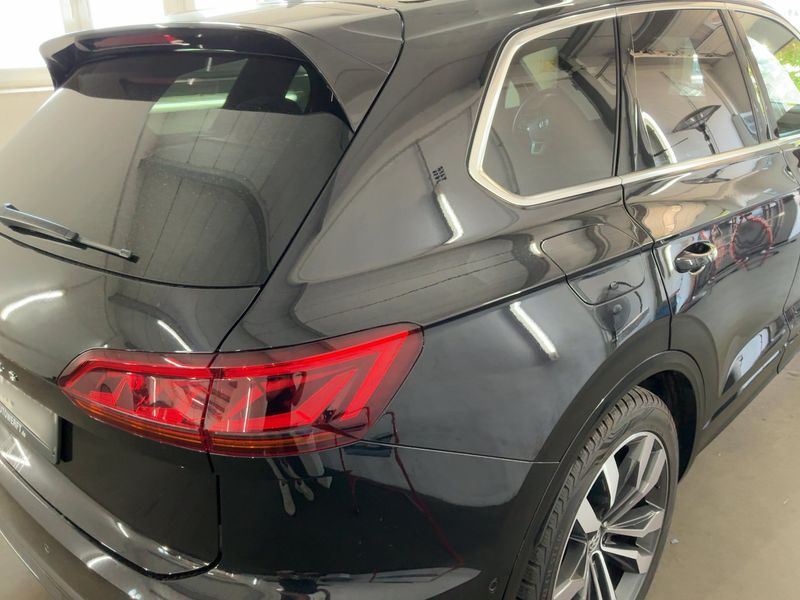 Volkswagen Touareg 3.0 V6 TDI R-Line 4Motion — zdjęcie 6