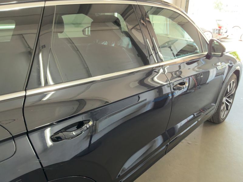 Volkswagen Touareg 3.0 V6 TDI R-Line 4Motion — zdjęcie 7