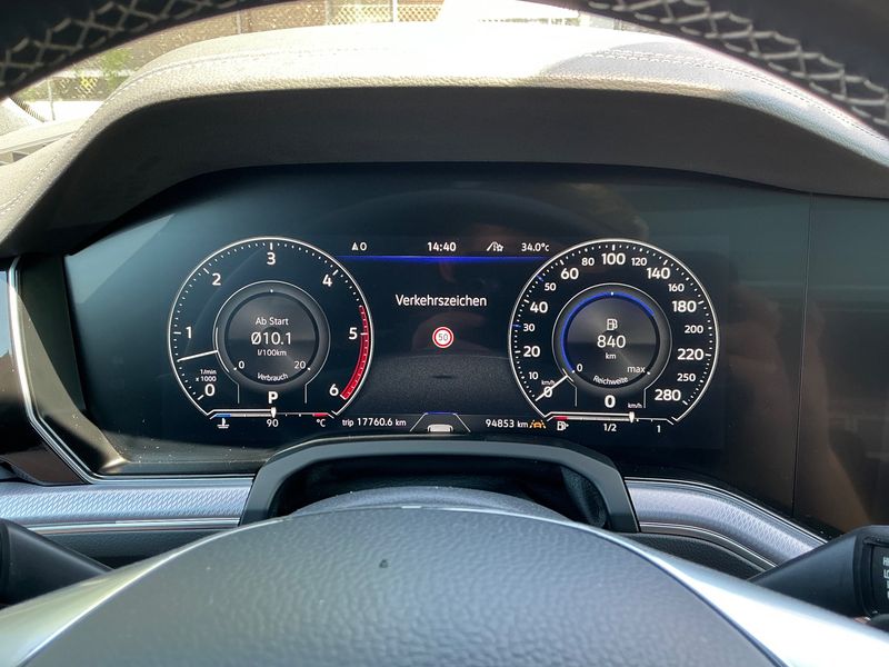 Volkswagen Touareg 3.0 V6 TDI R-Line 4Motion — zdjęcie 13