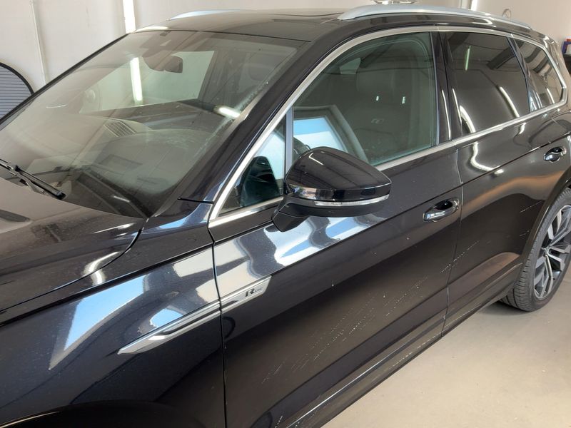 Volkswagen Touareg 3.0 V6 TDI R-Line 4Motion — zdjęcie 4