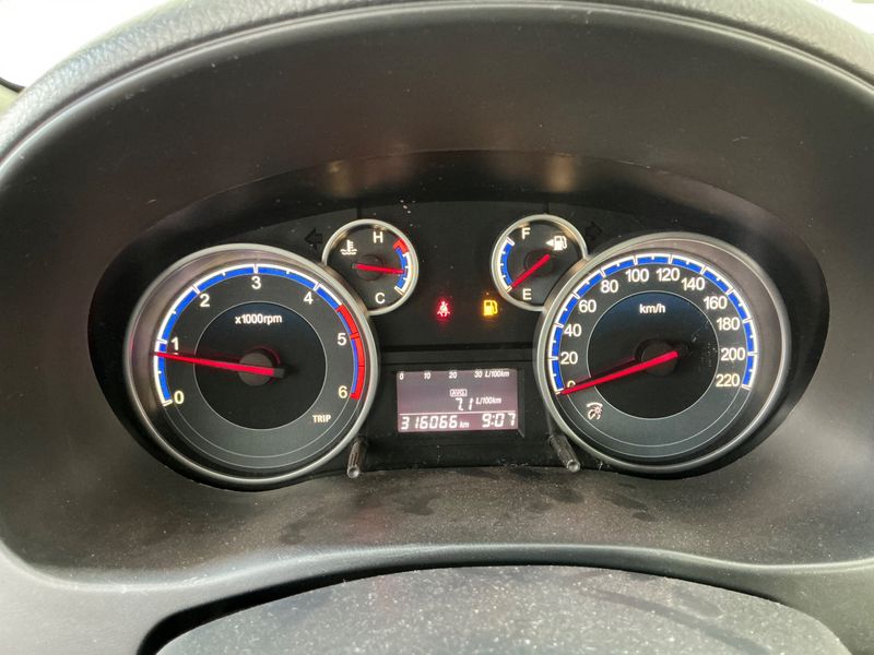Fiat Sedici 2.0 JTDM Multijet Emotion 4x4 — zdjęcie 4