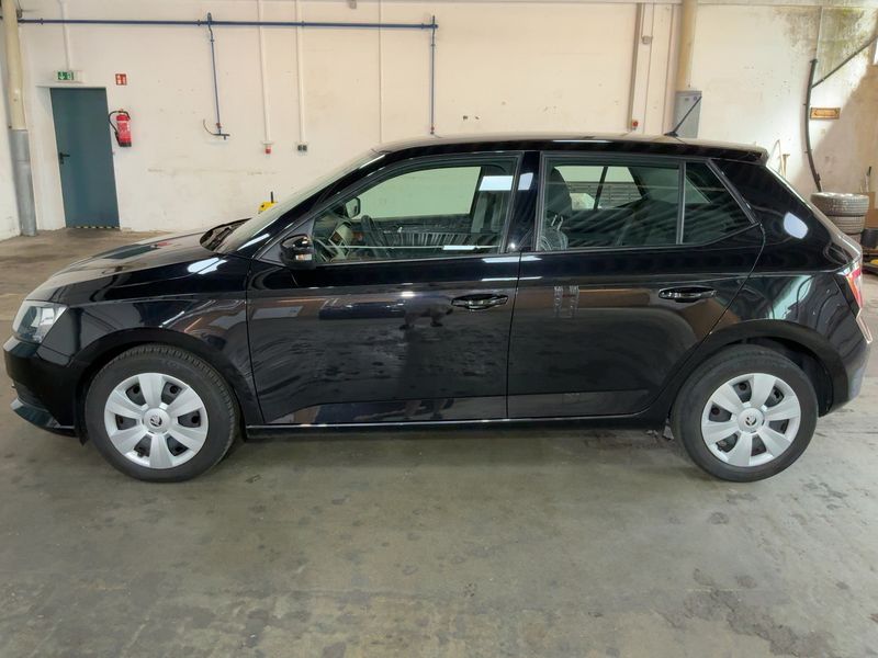 Skoda Fabia 1.0 TSI Ambition 2017 – снимка 4