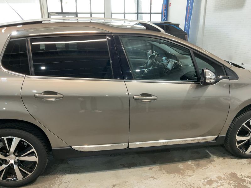 Peugeot 2008 1.2 PureTech Active — zdjęcie 7