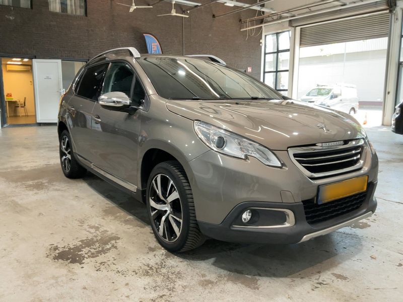 Peugeot 2008 1.2 PureTech Active — zdjęcie 8