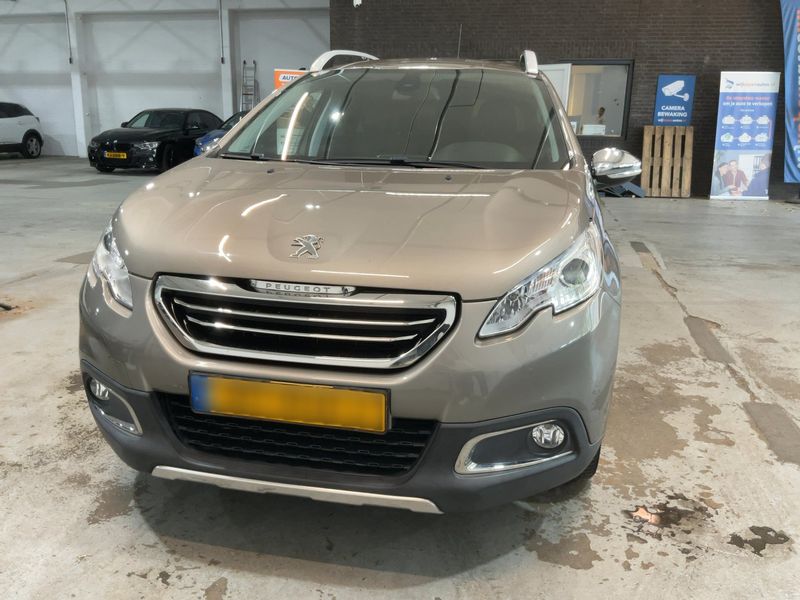 Peugeot 2008 1.2 PureTech Active — zdjęcie 9