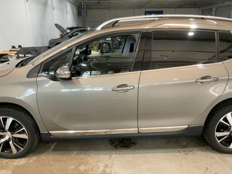 Peugeot 2008 1.2 PureTech Active — zdjęcie 4