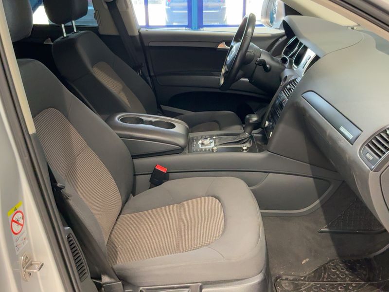Audi Q7 3.0 V6 TDI quattro — zdjęcie 11