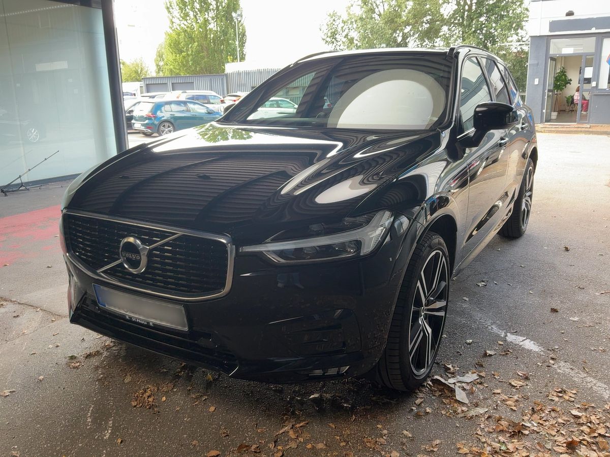 Volvo XC60 2019 — photo 1