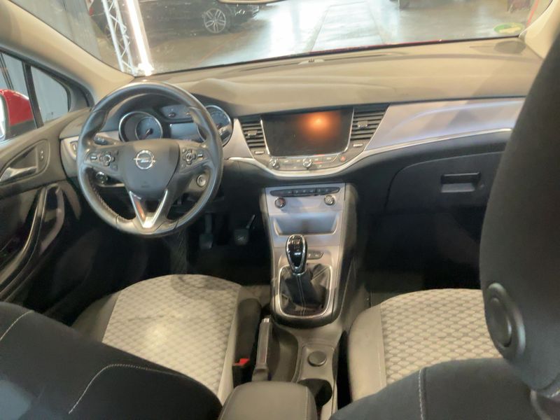 Opel Astra 1.6 CDTI DPF Edition — zdjęcie 12