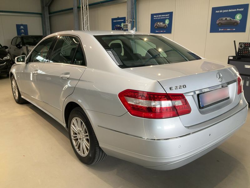 Mercedes-Benz E-Klasse E 220 CDI BlueEfficiency Elegance 2010 – снимка 6