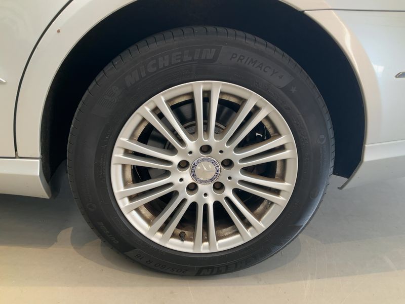 Mercedes-Benz E-Klasse E 220 CDI BlueEfficiency Elegance 2010 – снимка 5