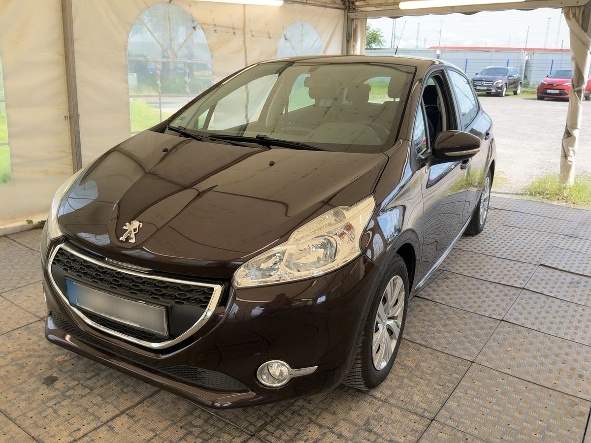 Peugeot 208 2013