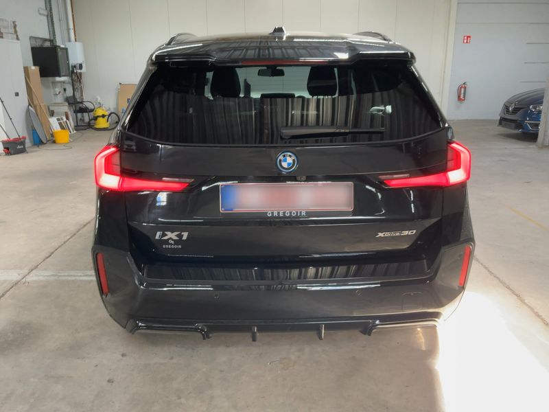 BMW iX1 xDrive 30 M Sport — zdjęcie 5