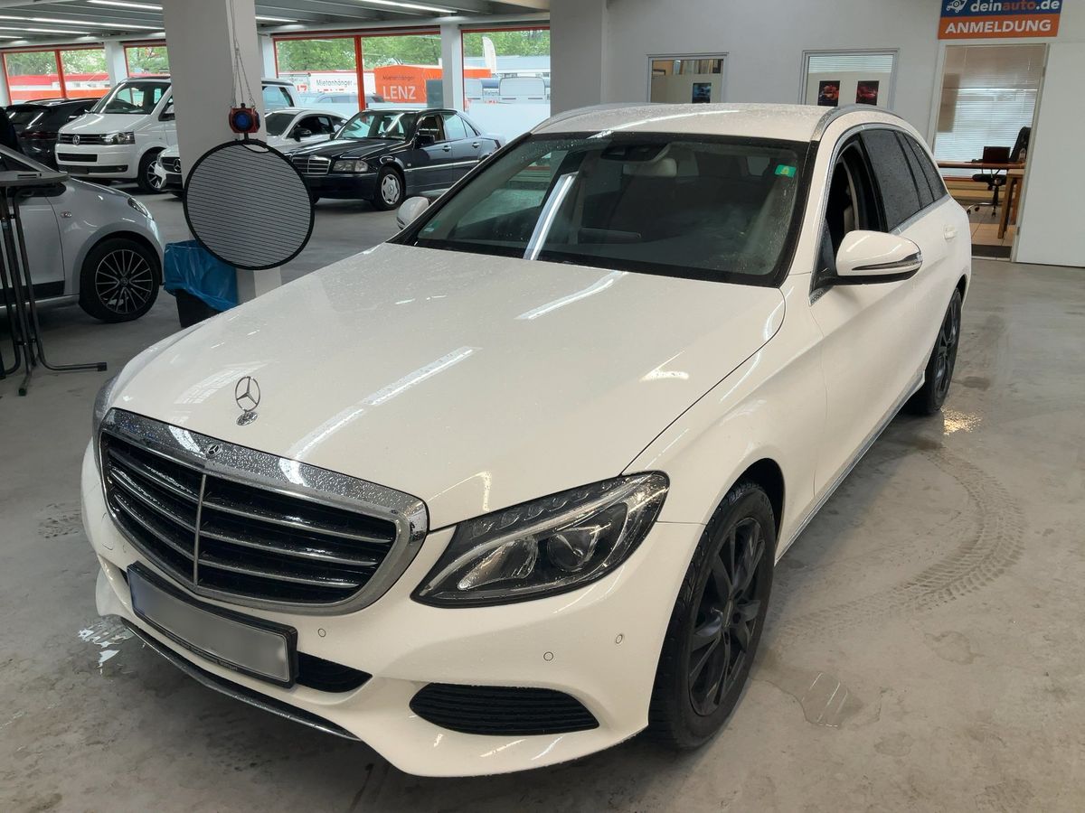 Mercedes-Benz C-Klasse 2015 — photo 1