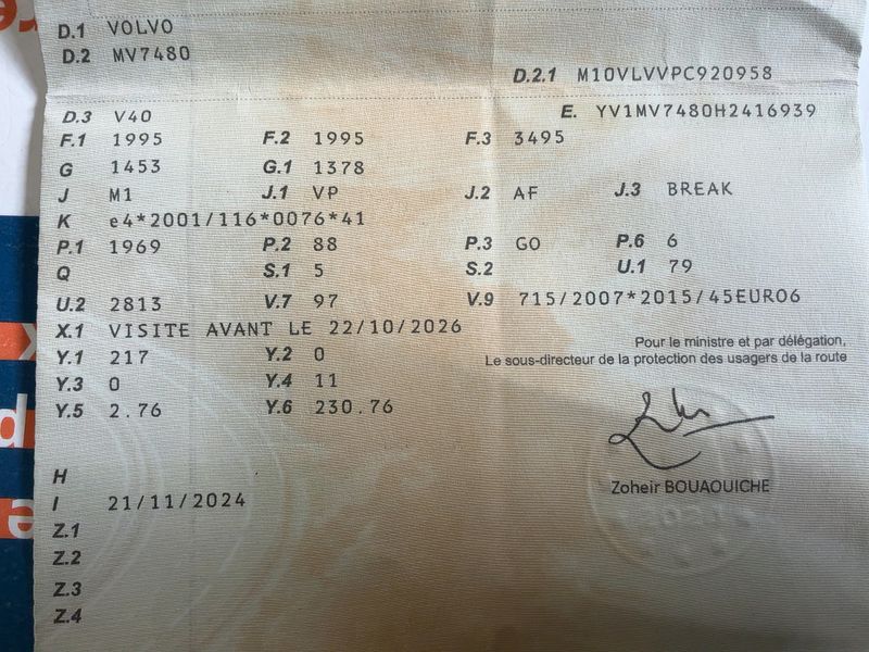 Volvo V40 2.0 D2 Momentum — zdjęcie 15
