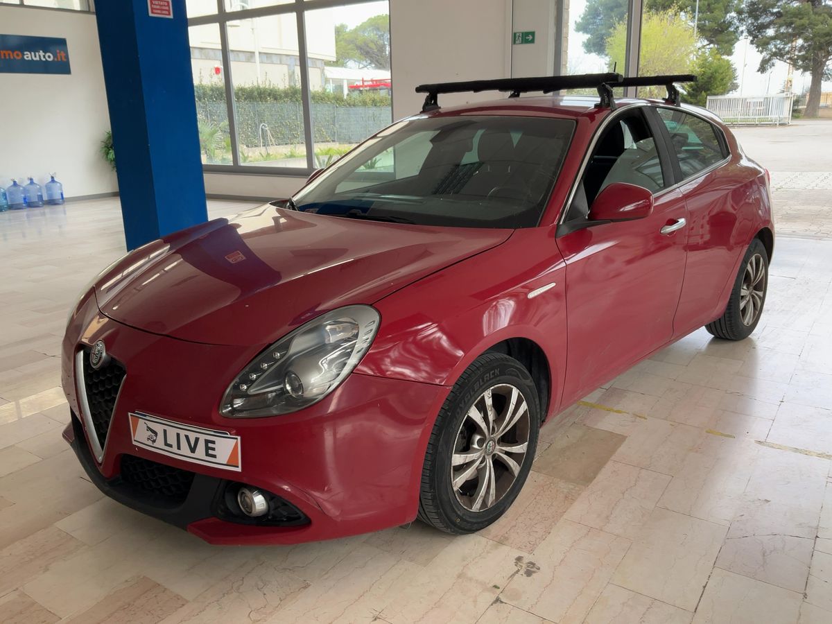 Alfa Romeo 2016 — photo 1