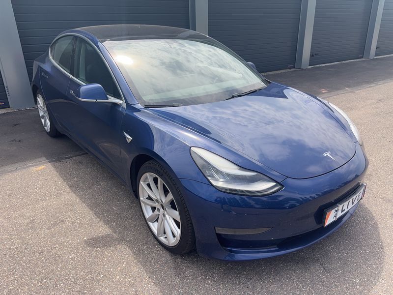 Tesla Model 3 Long Range Dual Long Range Dual AWD — zdjęcie 6