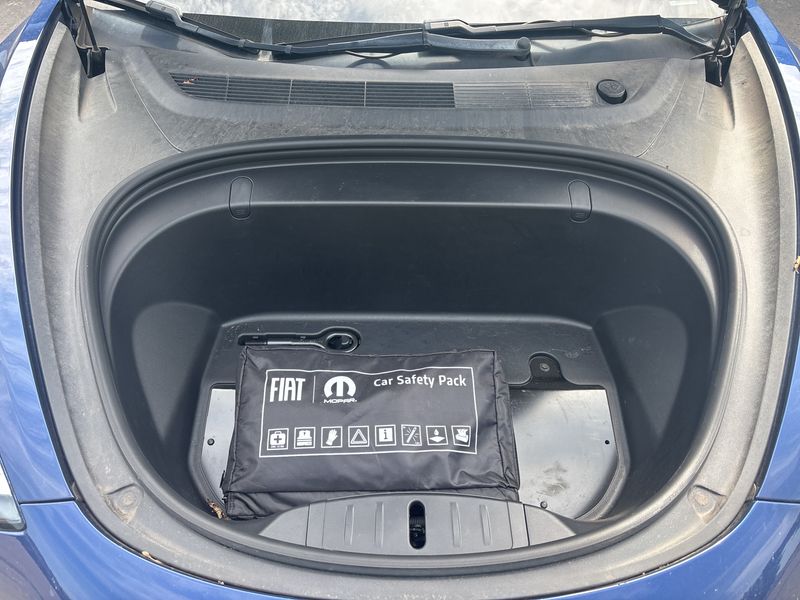 Tesla Model 3 Long Range Dual Long Range Dual AWD — zdjęcie 8