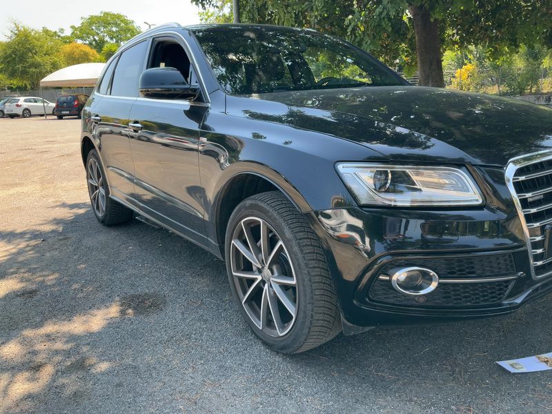 Audi Q5 2.0 TDI quattro — zdjęcie 8