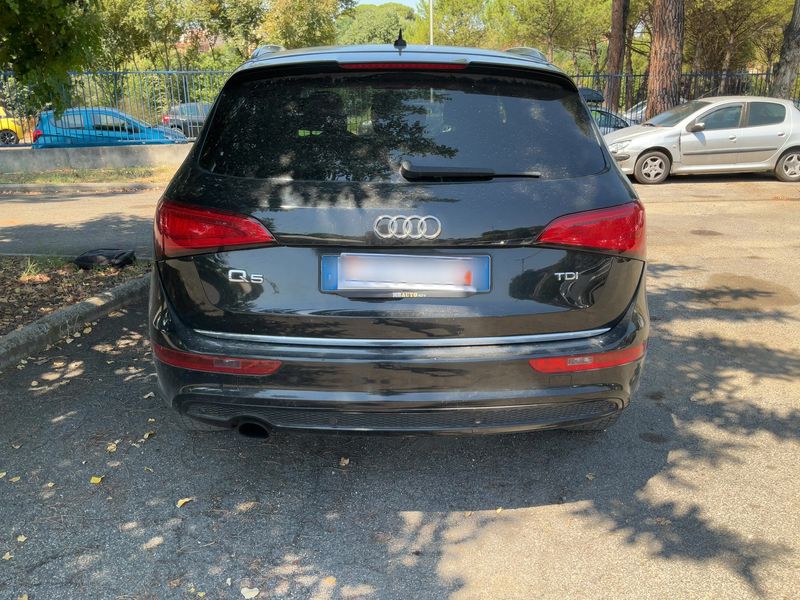 Audi Q5 2.0 TDI quattro — zdjęcie 5