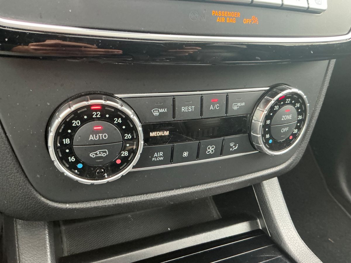 Mercedes-Benz GLE-Klasse 2016 — photo 40