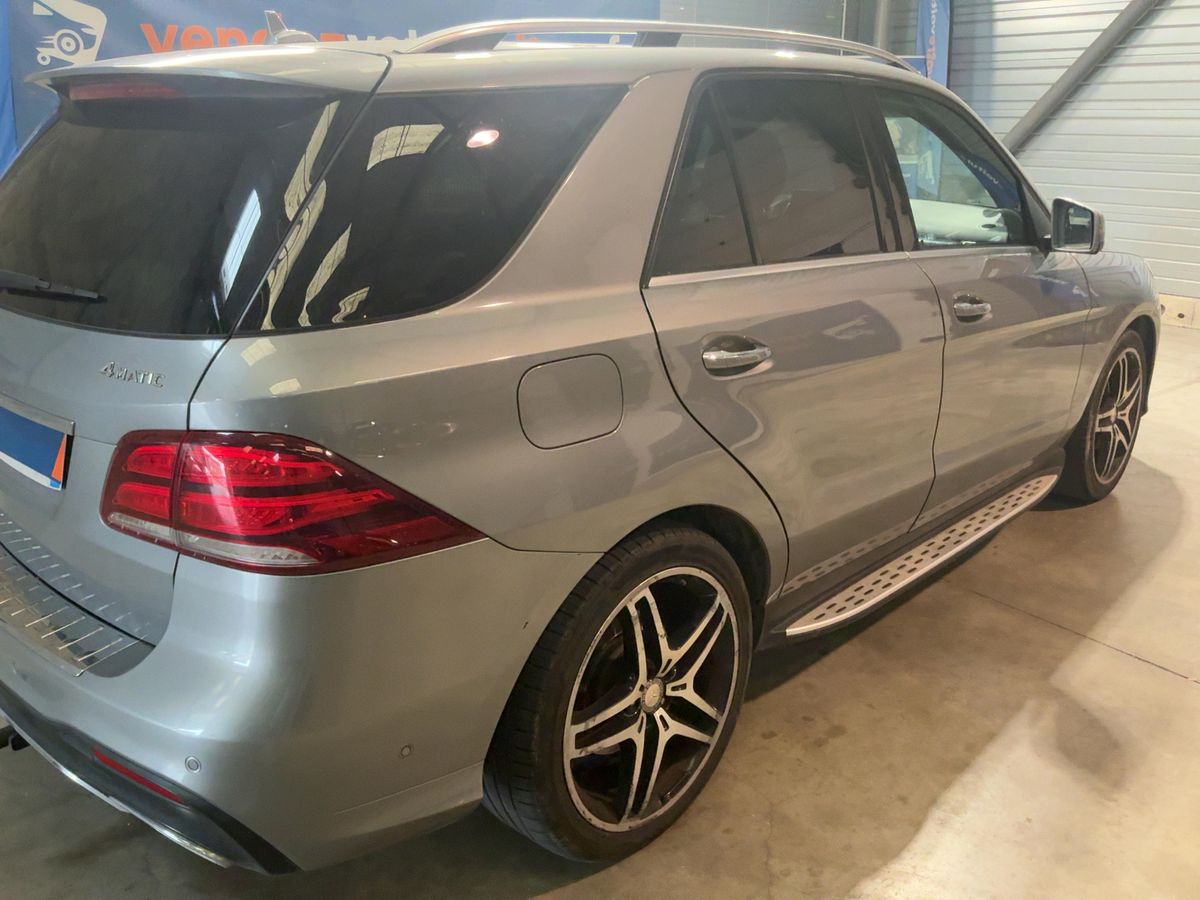 Mercedes-Benz GLE-Klasse 2016 — photo 9