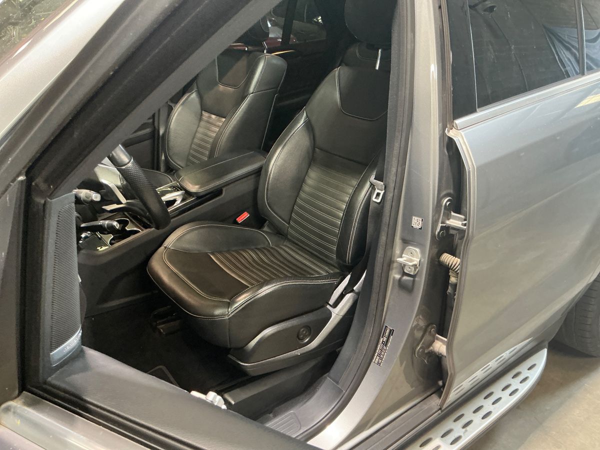 Mercedes-Benz GLE-Klasse 2016 — photo 33