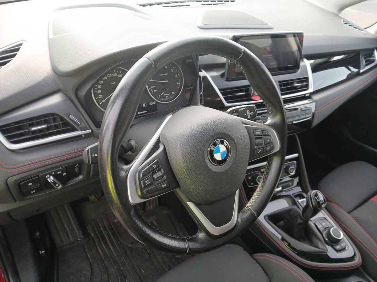 BMW 2er 218i Gran Tourer Sport Line