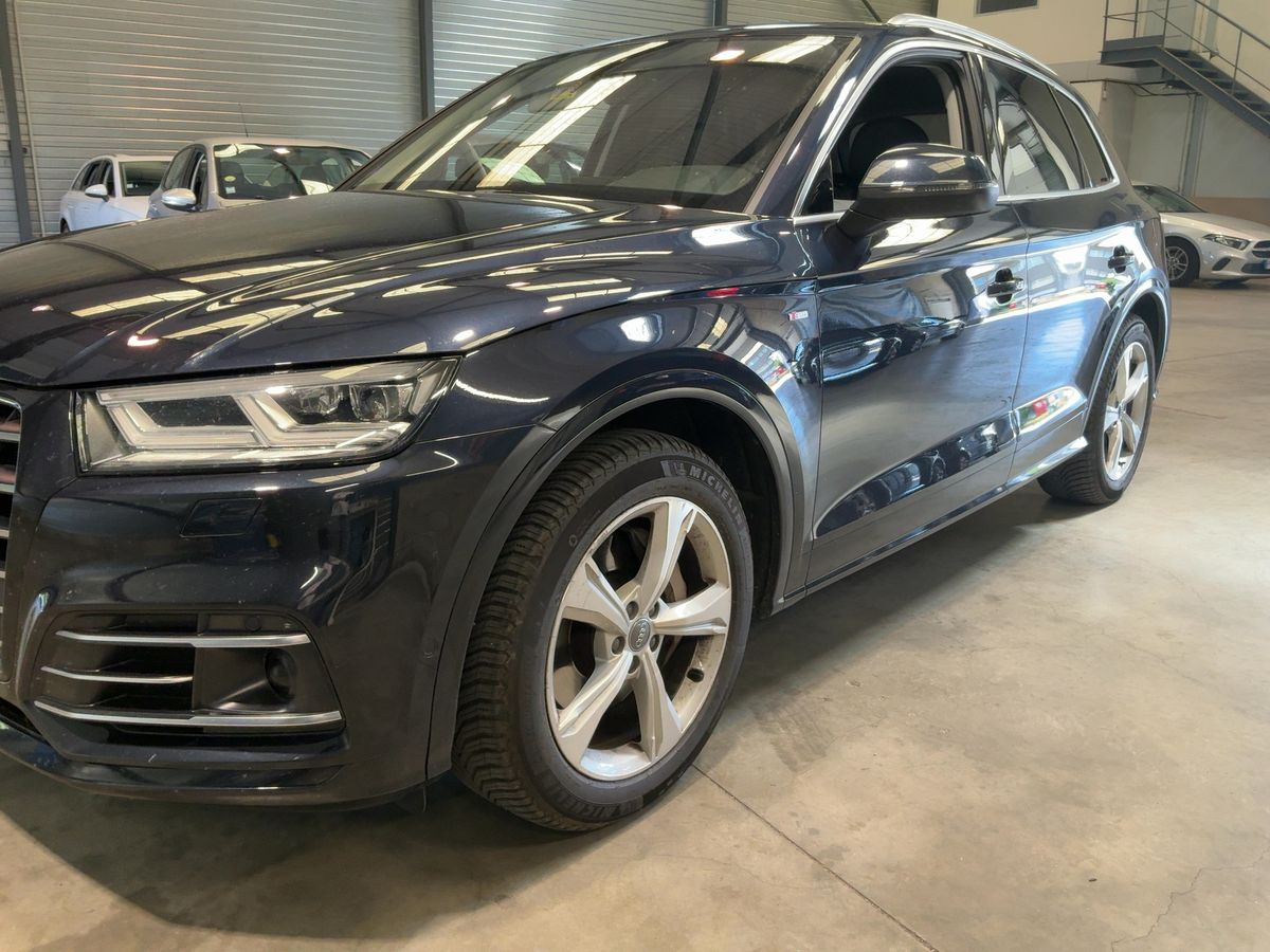 Audi Q5 55 TFSIe quattro sport