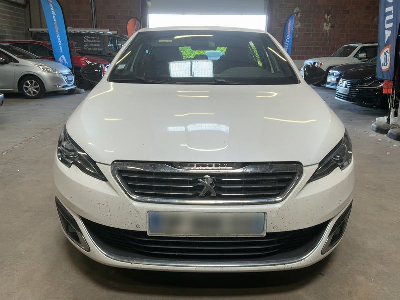 Peugeot 308 2.0 Blue-HDi GT Line 2015 – снимка 14