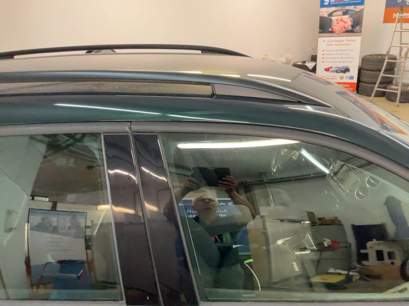 Volkswagen Tiguan 2.0 TDI Track & Field 4Motion 2010 – снимка 13