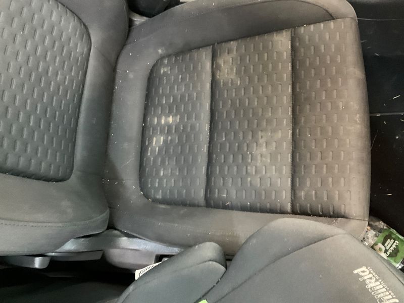 Volkswagen Tiguan 2.0 TDI Track & Field 4Motion 2010 – снимка 23