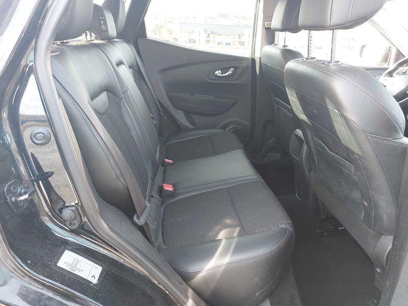 Renault Kadjar 1.2 TCe Graphite — zdjęcie 14