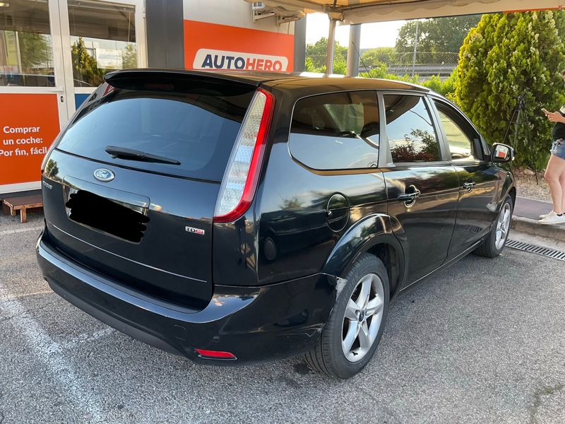 Ford Focus 1.6 TDCi Trend — zdjęcie 2