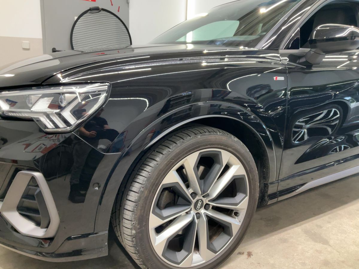 Audi Q3 40 TFSI quattro S Line